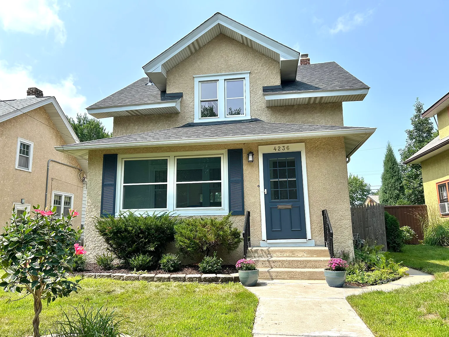 3 bed, 1691 sqft, $3,200 — Photo 1