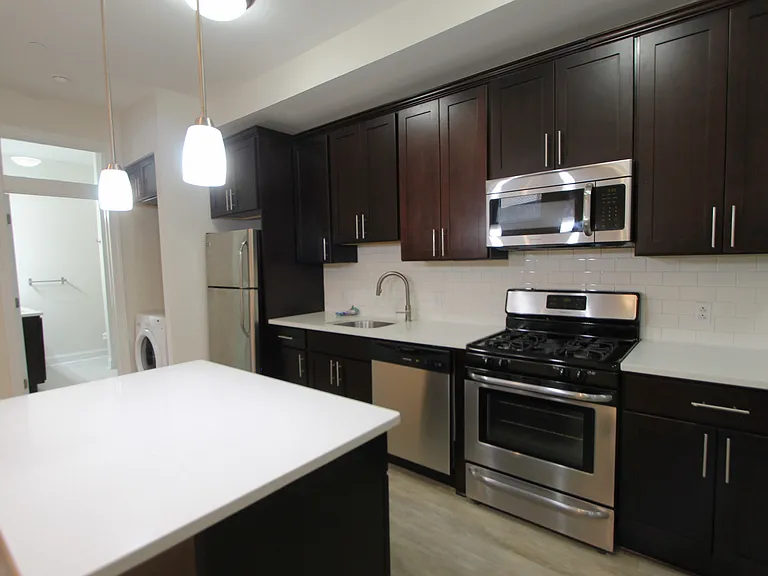 The Greenview — Photo 26