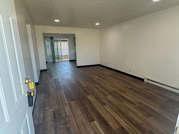 2nd image of 521 S 1st St