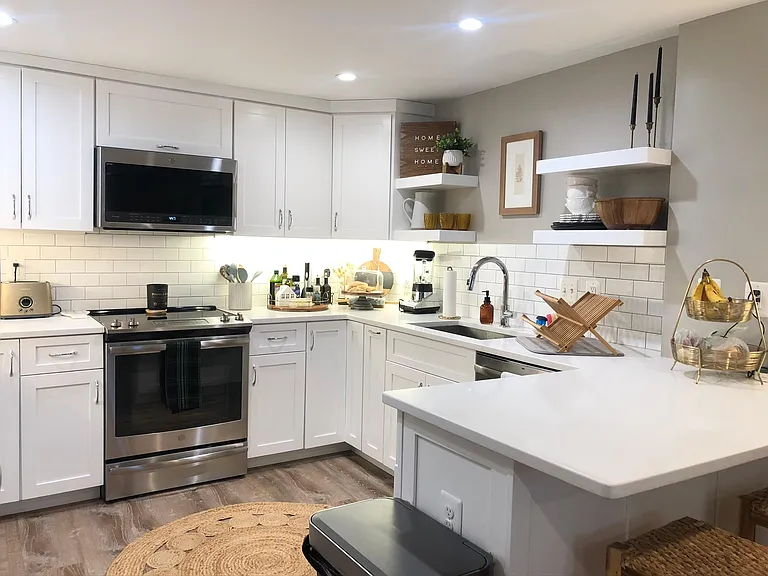 1322 G St NE #B — Photo 5