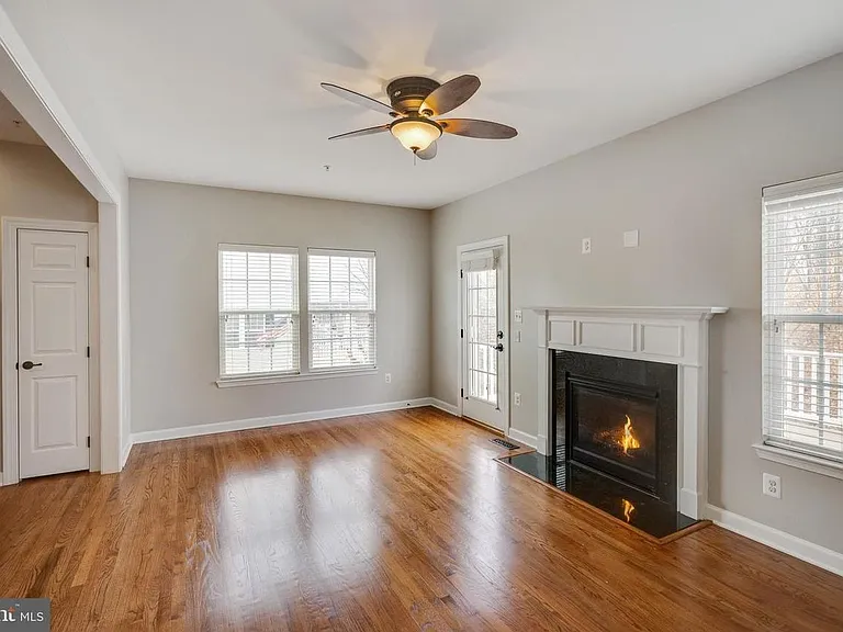 9684 Atterbury Ln — Photo 11