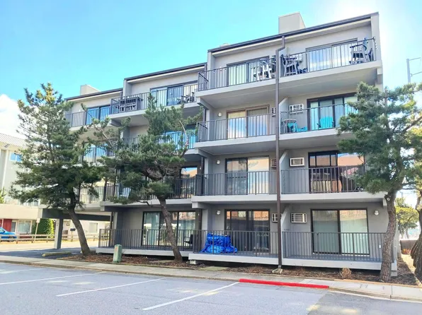 17 70th St Unit 18, Ocean City, MD 21842