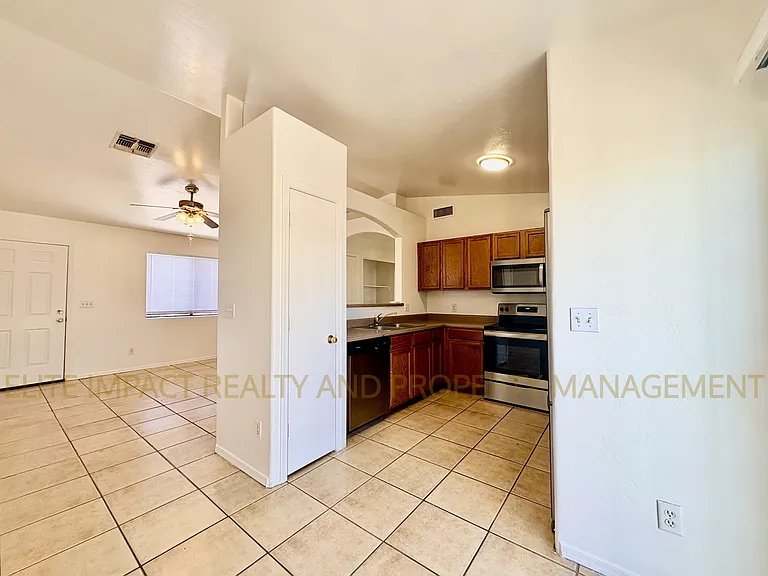 3422 N Fontana Ave #1 — Photo 4