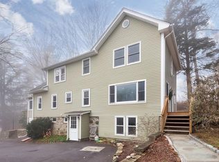 8 Old County Rd, Mahopac, NY 10541