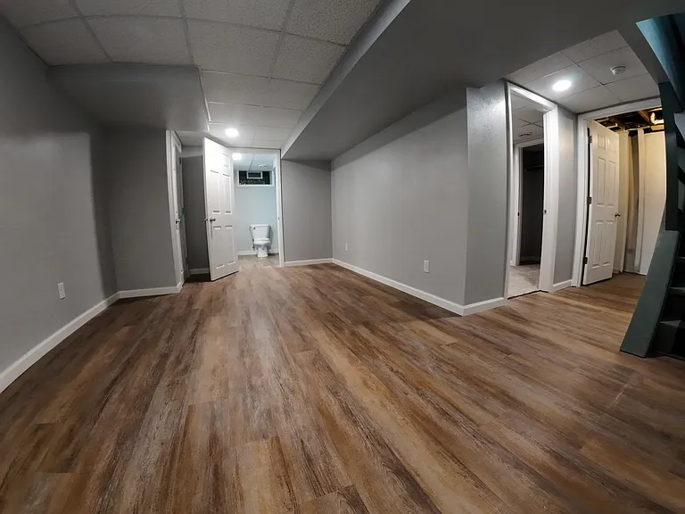 401 Ardmore St — Photo 10