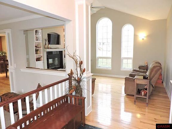 4th image of 203 Cranberry Ct