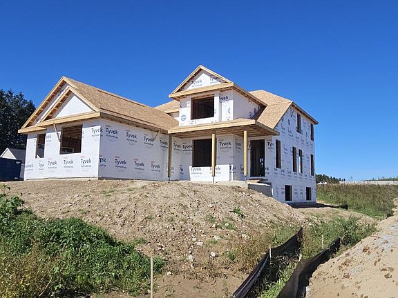 3rd image of 300 Eagle DRIVE