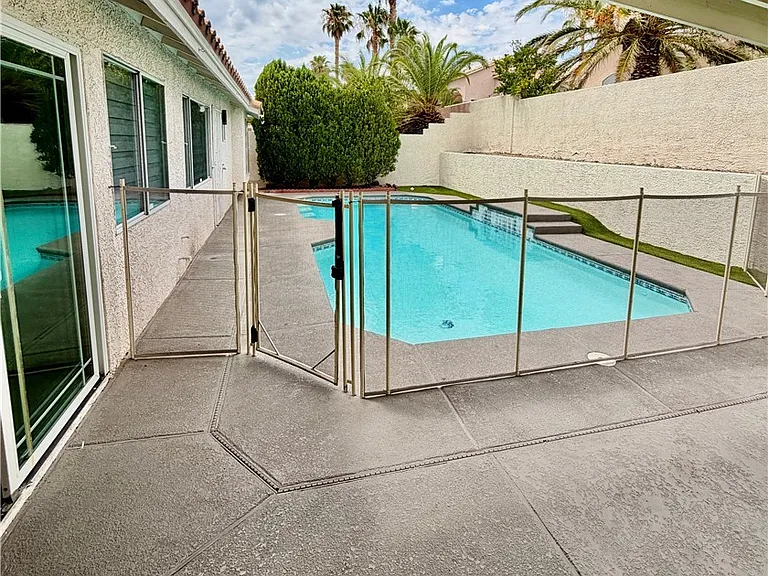 3121 Siena Cir — Photo 19