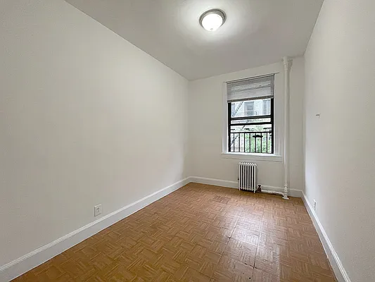 Rented by Compass | media 12