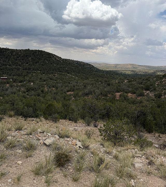1st image of Mountainaire Dr