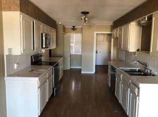 416 Mulberry St, Uvalde, TX 78801