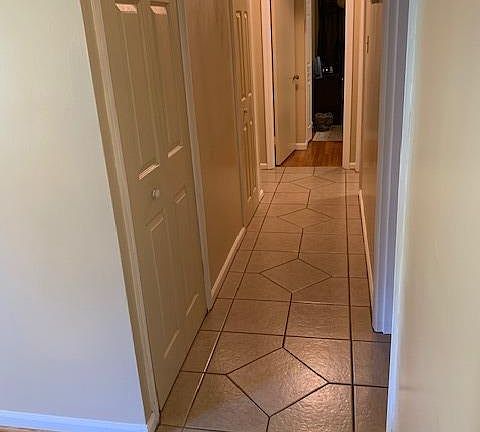 5th image of 3033 Dartmouth Dr