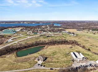 18401 Ssr Hwy W, Smithville, MO 64089