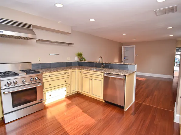 1734 Bank St, Baltimore, MD 21231