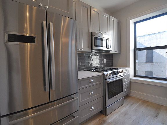 5th image of 1155 Dean St APT 1A