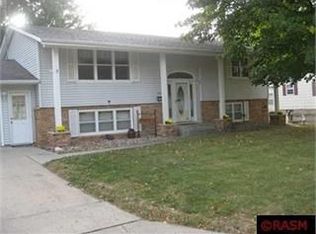 1201 7th St SE, Waseca, MN 56093