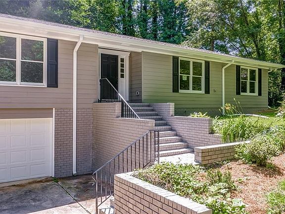 2nd image of 706 Woodhaven Dr