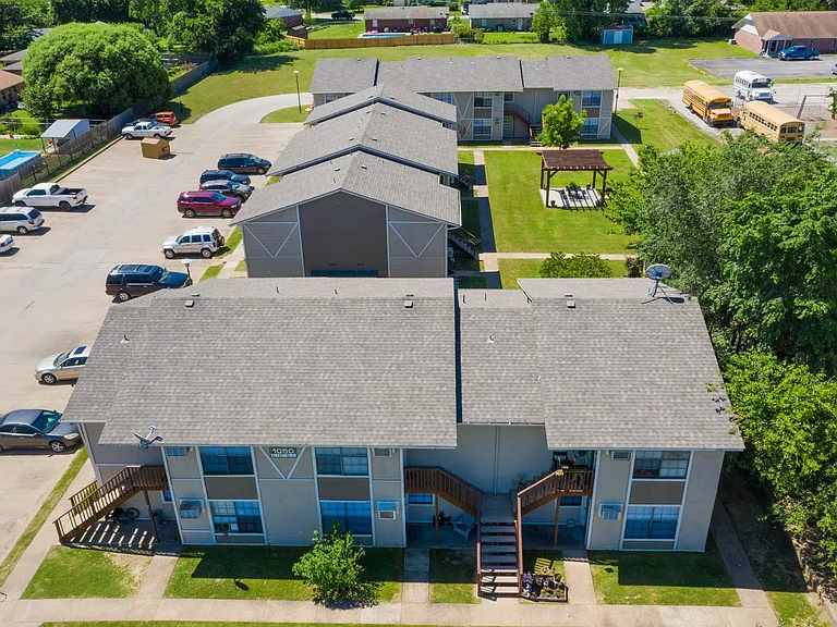 Alderview Apartments — Photo 23