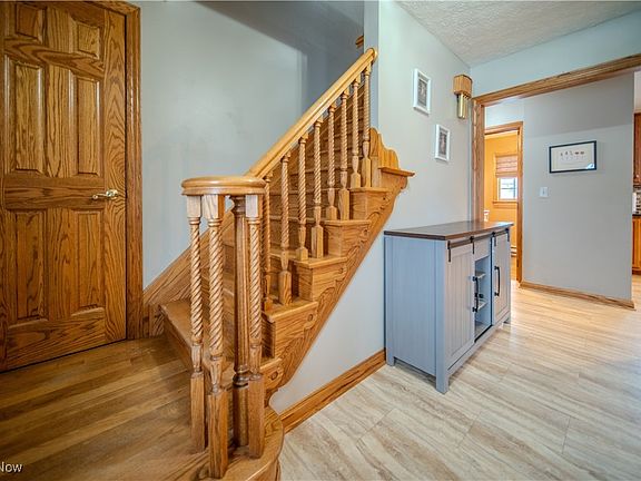 3rd image of 5633 London Dr