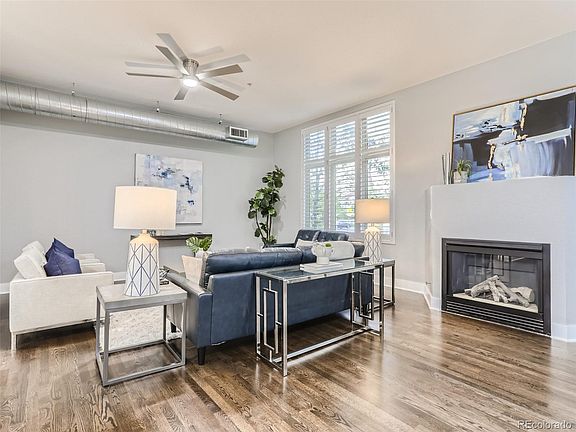 2nd image of 190 Roslyn Street #1305