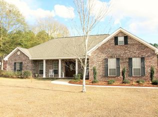 661 Scruggs Rd, Sumrall, MS 39482