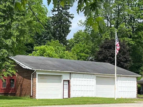 10143 State Route 9, Hanoverton, OH 44423