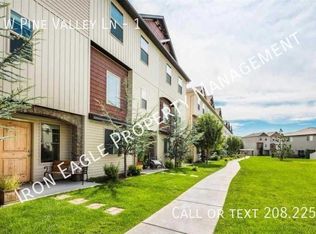 8852 W Pine Valley Ln #1, Boise, ID 83709