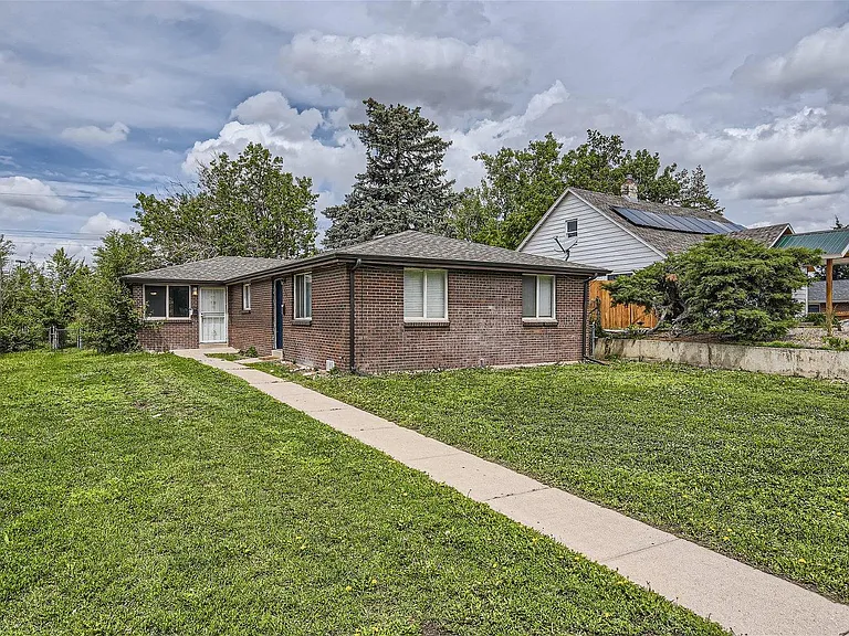 3227 S Huron St — Photo 2