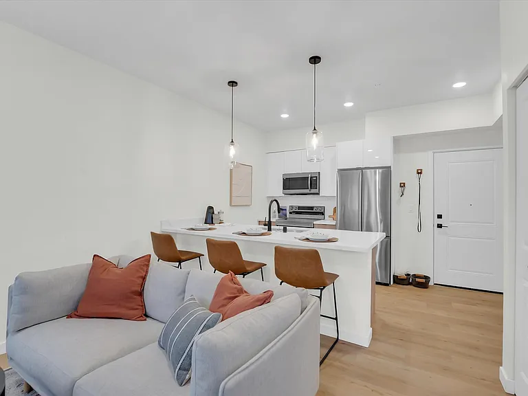 The Meadowlark Apartments — Photo 21