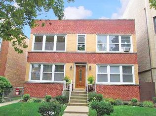 4911 Kirk St APT 2E, Skokie, IL 60077