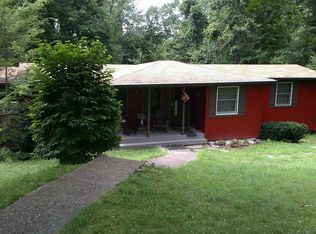 165 N Putt Corners Rd, New Paltz, NY 12561