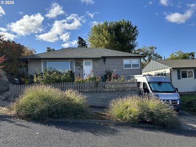 712 W 15th St, The Dalles, OR, 97058