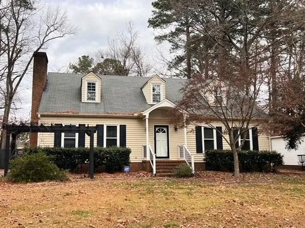 1716 Ridgeway St W, Wilson, NC 27893