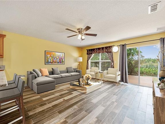 5th image of 15623 Perdido Dr