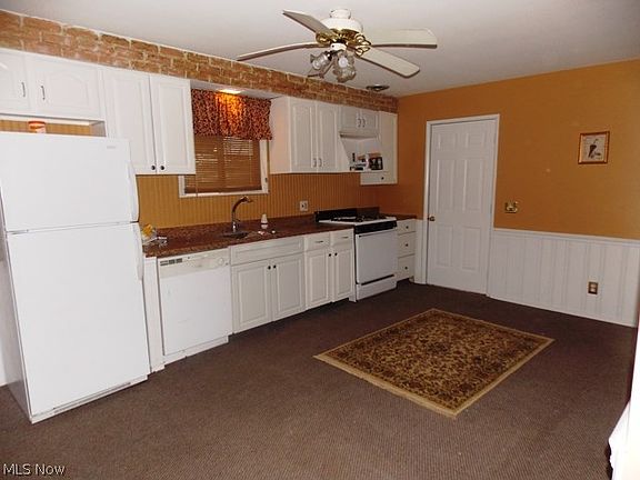 2nd image of 4445 Broadway Ave