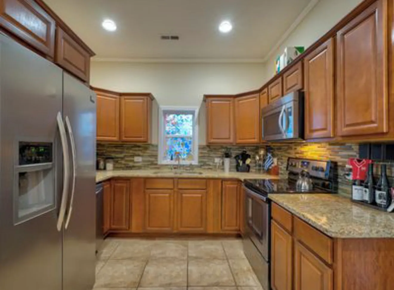 3 bed, 1312 sqft, $1,945 — Photo 4