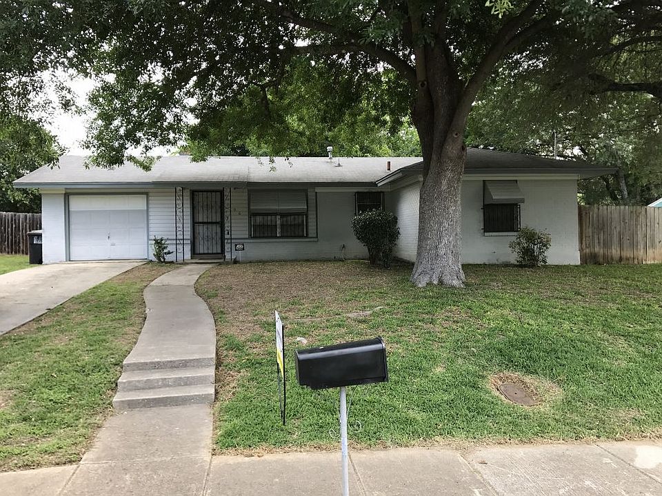 1st image of 106 Oakwood Dr