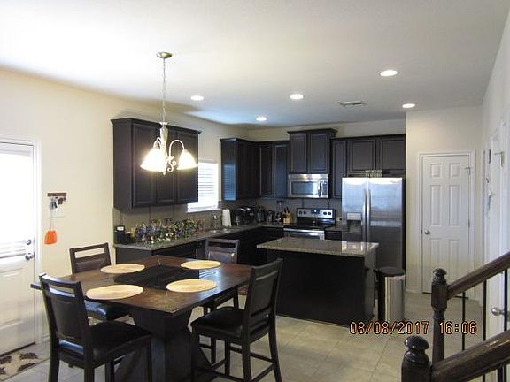 4th image of 3404 Rusack Dr