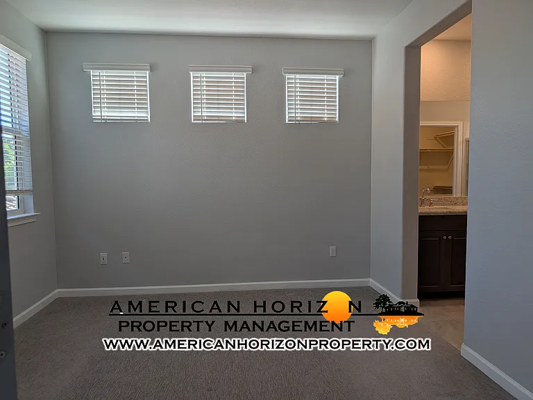 6416 Campus Pkwy — Photo 13