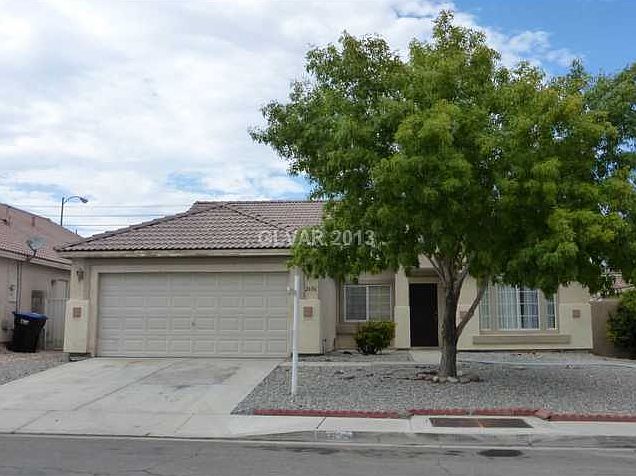 1st image of 2606 Old Town Dr