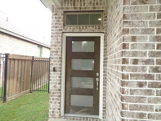 27029 Sofia Forest Dr — Photo 2