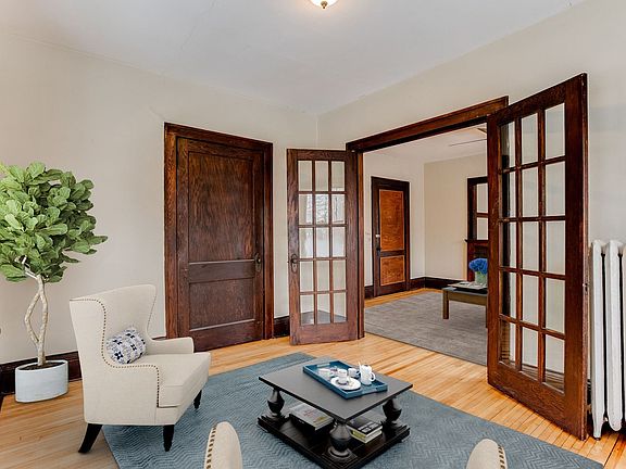 3rd image of 3029 Holmes Ave S APT 1