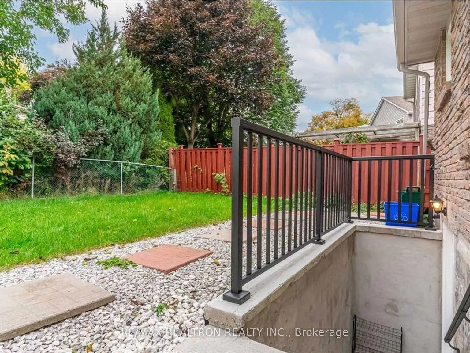 2 bed, $2,100 — Photo 3