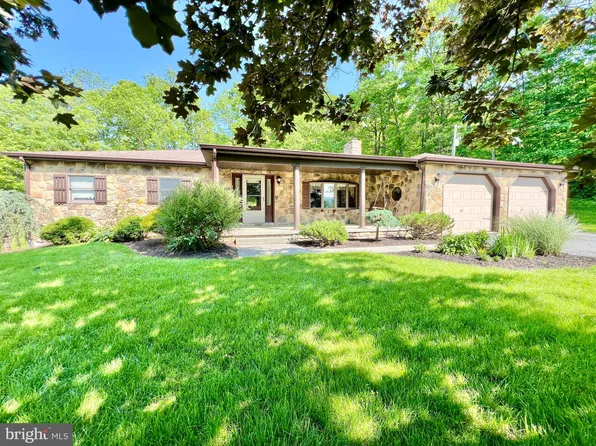 442 Old Henry Path Rd, New Enterprise, PA 16664