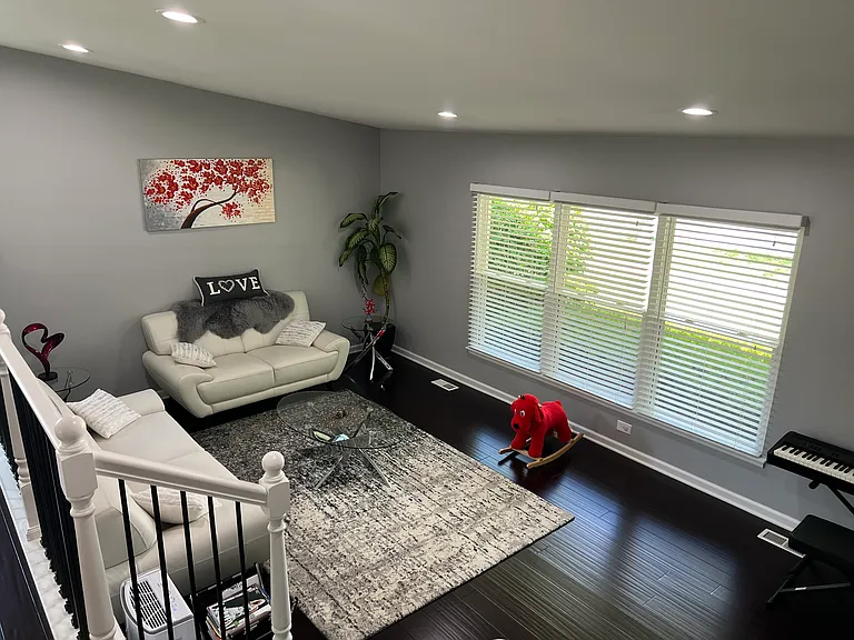 1126 N King Arthur Ct — Photo 4