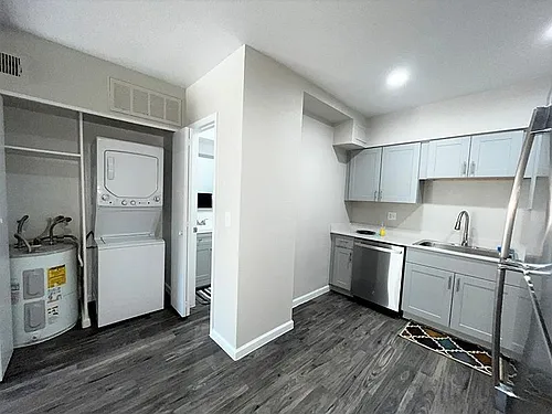 Floor plan B20AR