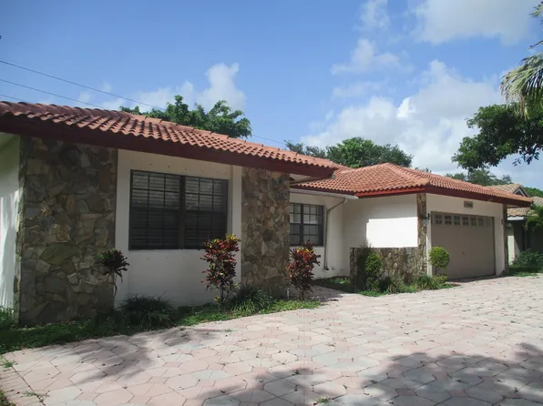 9066 NW 47th Court, Coral Springs, FL 33067