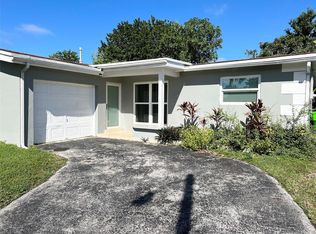 8671 NW 28th St, Sunrise, FL 33322
