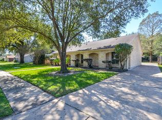 206 Buckeye Dr, Katy, TX 77450