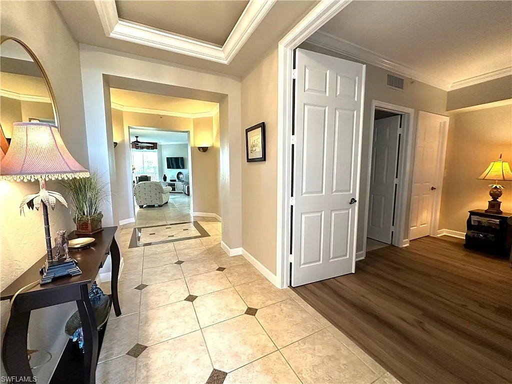2 bed, 3.0 bath, 2194 sqft, $13,000 — Photo 2
